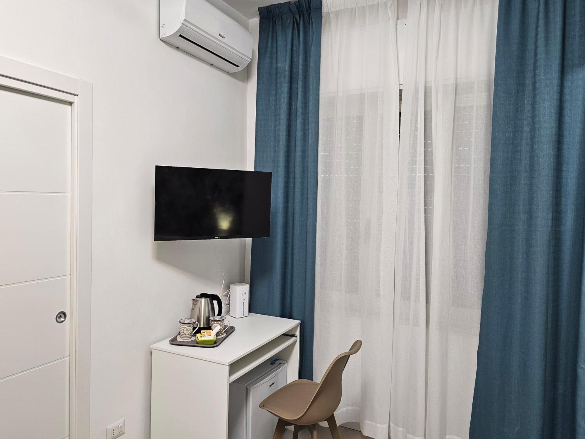 Erminia Suite Napoli Bagian luar foto
